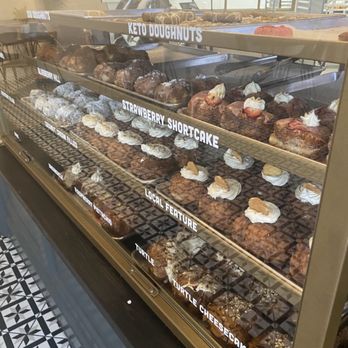 Parlor Doughnuts - Display case of donuts - Donuts Near Me - Southlake, Texas Parlor Doughnuts - Display case of donuts - Donuts Near Me - Southlake, Texas