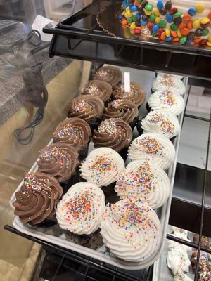 Tiffany's Bakery by null