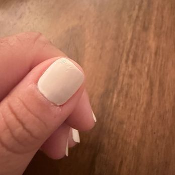 Lala Nails Spa - Undried nail polish after more than an hour of leaving the salon - Nail Salons Near Me - Winnetka, California Lala Nails Spa - Undried nail polish after more than an hour of leaving the salon - Nail Salons Near Me - Winnetka, California