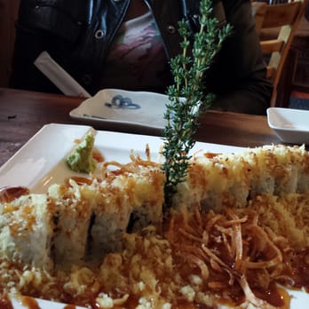 Nozomi - Unagi Crunch Roll (3.5 stars) - Sushi Bars Near Me - La Jolla, California Nozomi - Unagi Crunch Roll (3.5 stars) - Sushi Bars Near Me - La Jolla, California