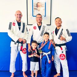 Gracie Barra - Yorba Linda - Newest competitors bringing home the hardware
