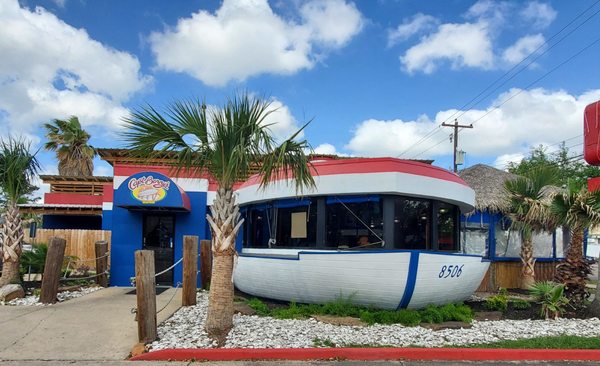 Capt. Benny's by null