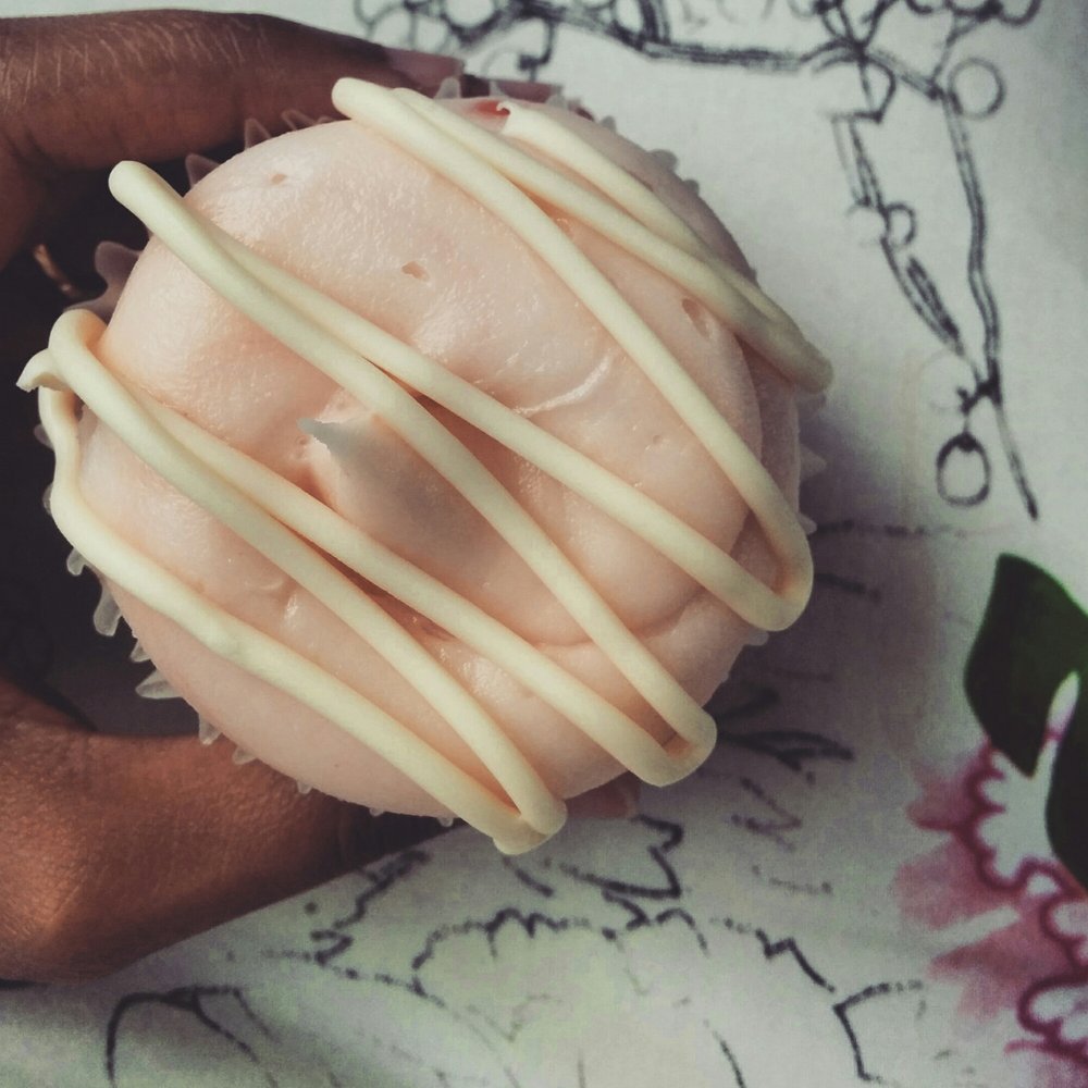 Short & Sweet Bakeshop - Berry cupcake - yum - Bakeries Near Me - Toronto, Ontario
