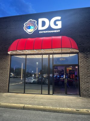 DG ENTERTAINMENT - 18 Photos - 1420 N Battlefield Blvd, Chesapeake, VA ...