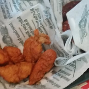Wingstop - Chicken Wings Near Me - Northridge, California