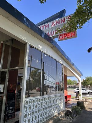 Ruth Ann's Restaurant by null