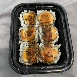 Fuji Mountain Japanese Steakhouse & Sushi - Sweet Potato Tempura Roll