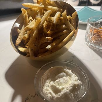 Starlite - Fries - Cocktail Bars Near Me - San Francisco, California Starlite - Fries - Cocktail Bars Near Me - San Francisco, California