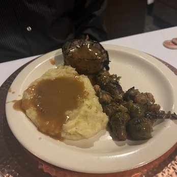 River Fox Train - Bacon wrapped filet mignon, mashed potato, brussel sprout - Tours Near Me - West Sacramento, California