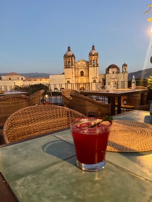 Los Amantes Mezcalería by null