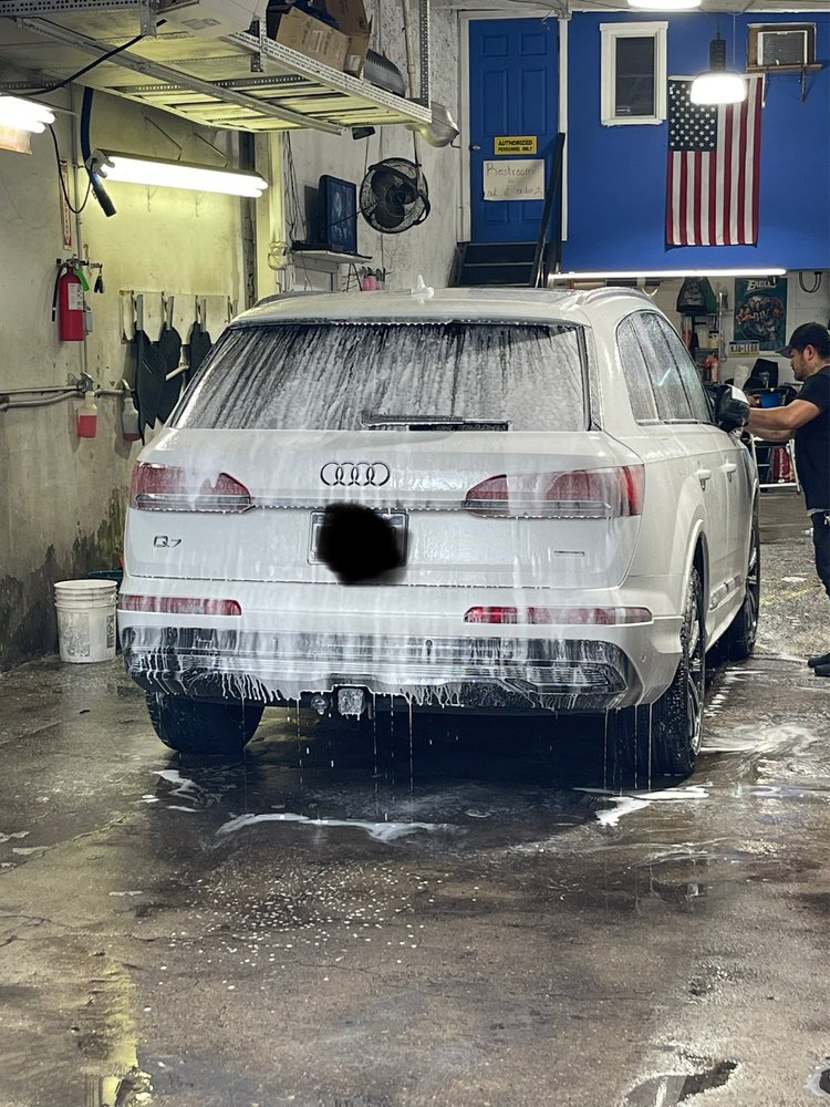 KingZ Hand Wash & Detail Center