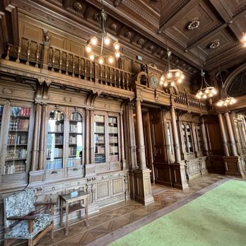Villa Hügel - Museums Near Me - Essen, NW