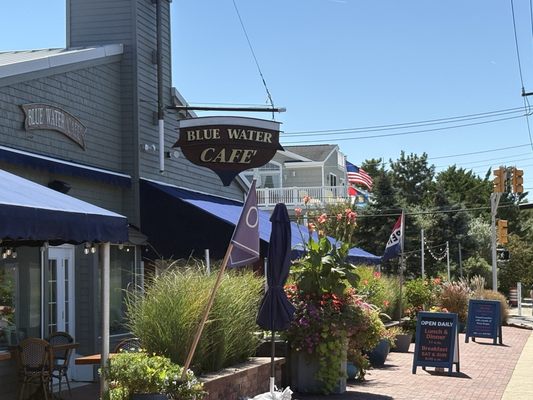 Blue Water Cafe by null