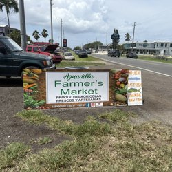 Aguadilla Farmers Market - Rótulo desde la entrada