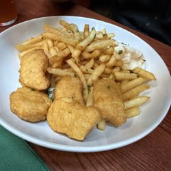 The Dubliner - Chicken nuggets and fries
