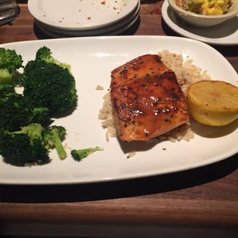 Cheddar's Scratch Kitchen - Grilled salmon - Comfort Food Near Me - Kissimmee, Florida Cheddar's Scratch Kitchen - Grilled salmon - Comfort Food Near Me - Kissimmee, Florida