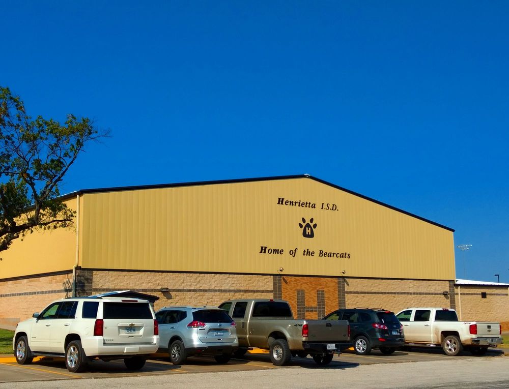 HENRIETTA INDEPENDENT SCHOOL DISTRICT Updated March 2024 1700 E Crafton St, Henrietta, Texas