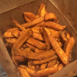 The Fat Queso - Sweet potato fries are delicious!!
