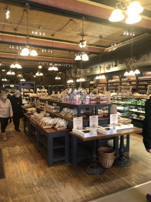 Mariposa Market by null