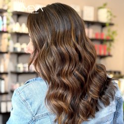 YEYA salon