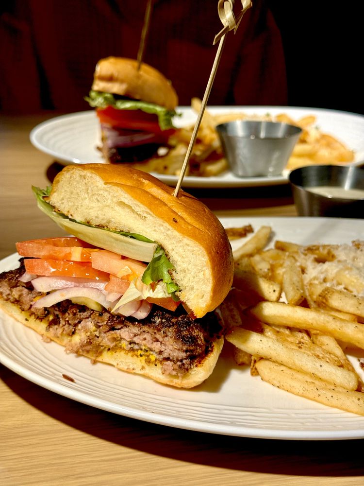 Earls Kitchen + Bar