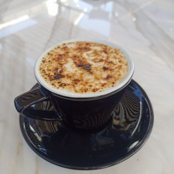 Caffe Concerto - crème brûlée latte - Pizza Near Me - Los Angeles, California