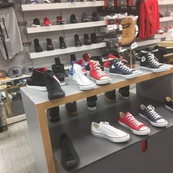 sneaker stores in brooklyn ny