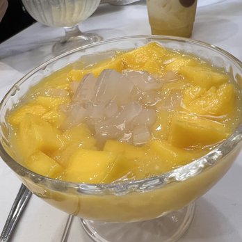 Mango Mango Dessert - Mango with lychee jelly - Desserts Near Me - Aiea, Hawaii