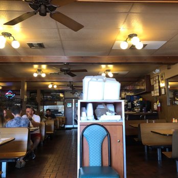 Original Rio Cristal - Inside Dining area - Cuban Near Me - Miami, Florida Original Rio Cristal - Inside Dining area - Cuban Near Me - Miami, Florida
