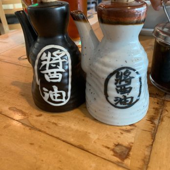 Taikishi - Teriyaki and soy sauce holders - Sushi Bars Near Me - Tijuana, BCN