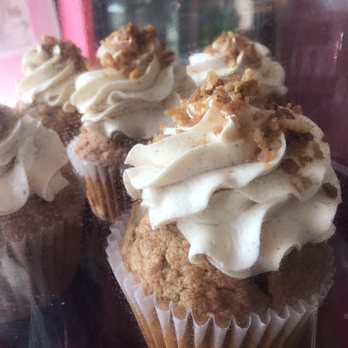 J's Cakes - Maple bacon - Cupcakes Near Me - Deltona, Florida J's Cakes - Maple bacon - Cupcakes Near Me - Deltona, Florida