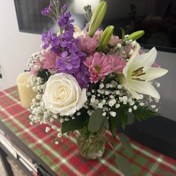 Florist at Adolfos Creation - Florists Near Me - Winston-salem, North Carolina Florist at Adolfos Creation - Florists Near Me - Winston-salem, North Carolina