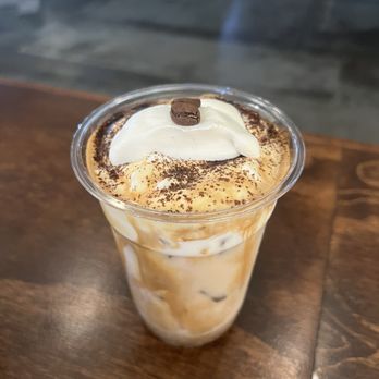 Re Coffee - einspanner latte - Desserts Near Me - Northridge, California