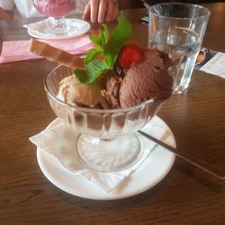 Duke's  - Schokoladen- und Zimtglacé