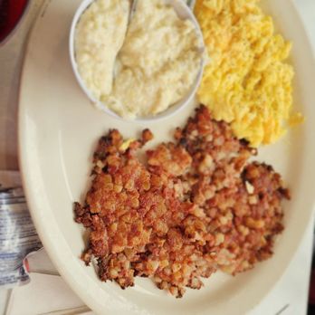 Midnight Diner - Scrambled eggs, bowl of creamy grits and hash - Diners Near Me - Charlotte, North Carolina