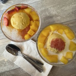 Special Mango Juice Sago & Pomelo with Mango Ice Cream, Strawberry Mango Juice Sago & Lychee Jelly with Mango Ice Cream Special Mango Juice Sago & Pomelo with Mango Ice Cream, Strawberry Mango Juice Sago & Lychee Jelly with Mango Ice Cream