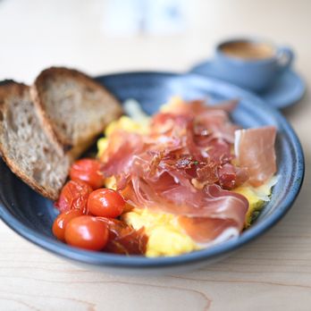 Bachour - Spanish scramble - Bakeries Near Me - Coral Gables, Florida