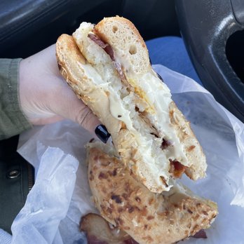 Muffin House Cafe - Hangover cure - Coffee & Tea Near Me - Hopkinton, Massachusetts