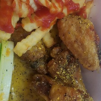 Wings 101 - Lemon pepper wings full of grease and fries $5.49 - Salad Near Me - Atlanta, Georgia Wings 101 - Lemon pepper wings full of grease and fries $5.49 - Salad Near Me - Atlanta, Georgia