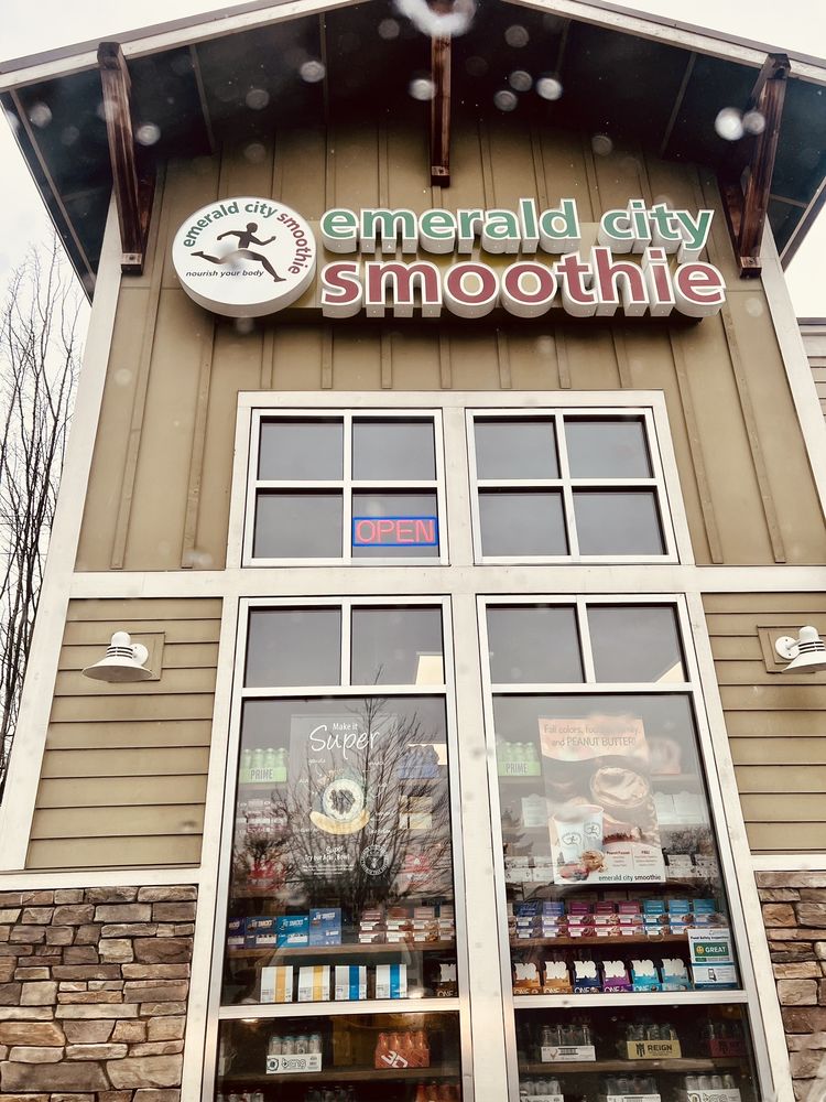 EMERALD CITY SMOOTHIE Updated October 2024 4716 Pacific Hwy E, Fife