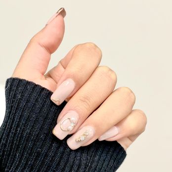 Gelly Bar Nail Studio - Nail Salons Near Me - Walnut, California