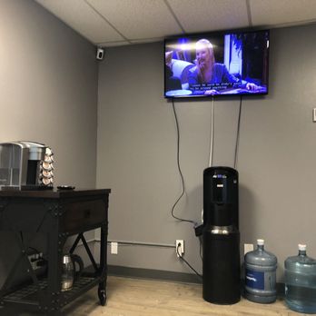 Oceanside Car Clinics - Waiting area with TV and free Coffee. - Auto Repair Near Me - Oceanside, California Oceanside Car Clinics - Waiting area with TV and free Coffee. - Auto Repair Near Me - Oceanside, California