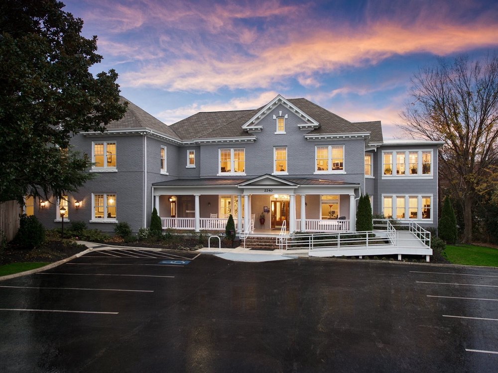 Dilworth Center - grief counselor in Charlotte, NC