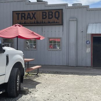 Trax BBQ - Barbeque Near Me - McCordsville, Indiana