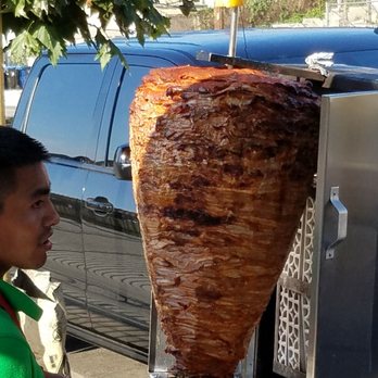 Tacos La Guera - Al Pastor for the win - Food Trucks Near Me - Los Angeles, California Tacos La Guera - Al Pastor for the win - Food Trucks Near Me - Los Angeles, California