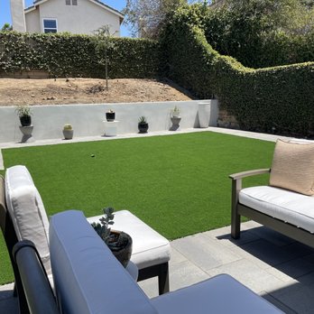 Vitoli Landscape Design - New backyard so new furniture - Landscape Architects or Designers Near Me - Calabasas, California Vitoli Landscape Design - New backyard so new furniture - Landscape Architects or Designers Near Me - Calabasas, California