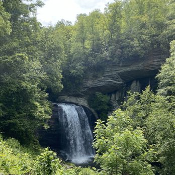 Looking Glass Falls - Hiking Near Me - Brevard, North Carolina