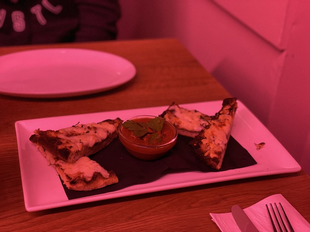Ella's Wood Fired Pizza