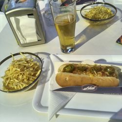 HD - Menu : hot dog, bebida y papas paja por 3'5€!