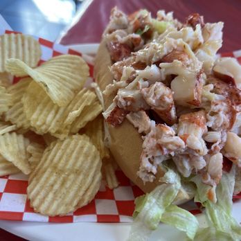 JMK Fish Mart - Lobster roll - Seafood Near Me - Summerside, Prince Edward Island JMK Fish Mart - Lobster roll - Seafood Near Me - Summerside, Prince Edward Island